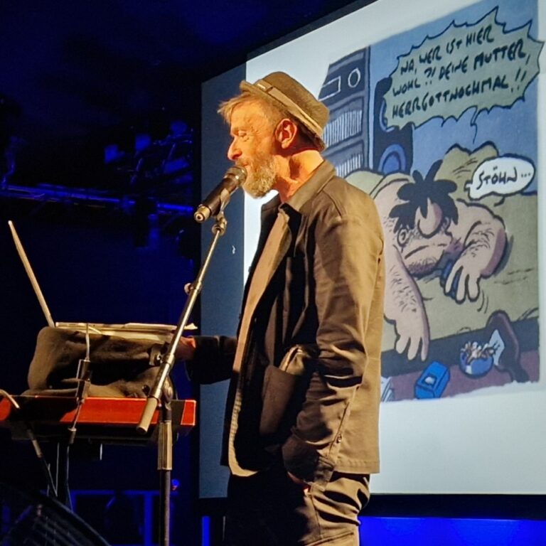Ralf König im Kulturzelt